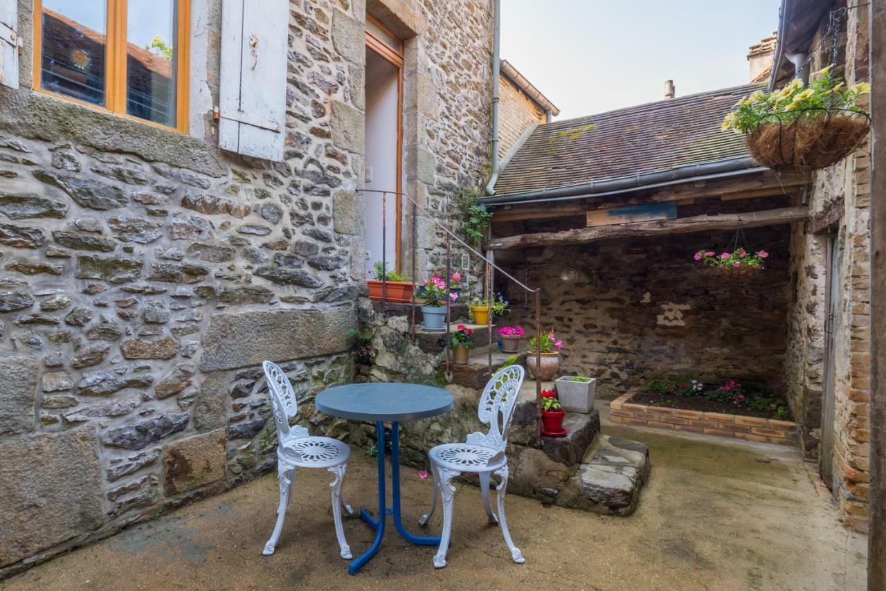 Le Refuge Des Alpes Mancelles Apartment Fresnay-sur-Sarthe Exterior photo